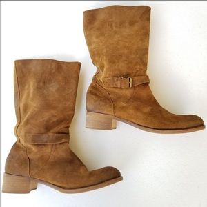 Mid Calf Suede Boots.